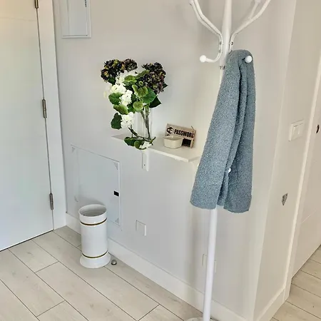 Apto Huca. Parking/wifi Incluido * Oviedo