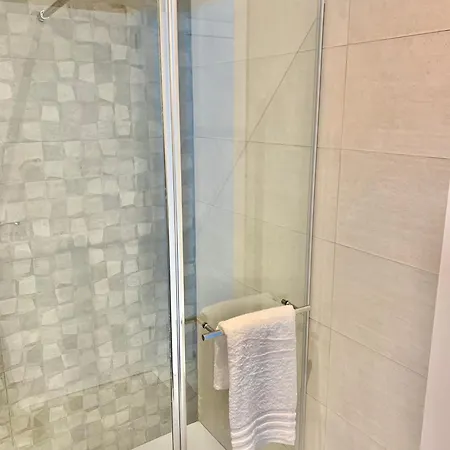 Apto Huca. Parking/wifi Incluido Oviedo