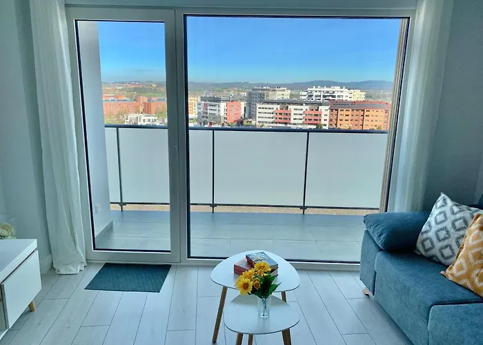 Apto Huca. Parking/wifi Incluido اوفيدو